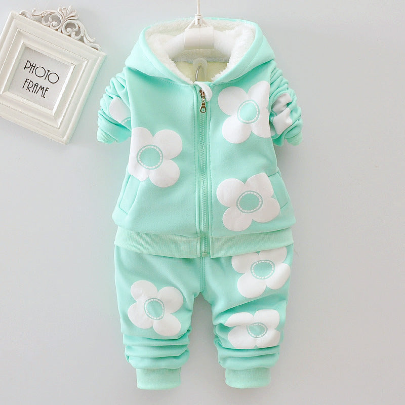 Autumn plus velvet set for girls' outdoor wear, three flower early winter clothing, two-piece set for small and medium-sized children's autumn clothes, trendy