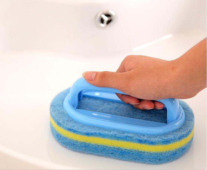 The versatile cleaning brush for kitchen